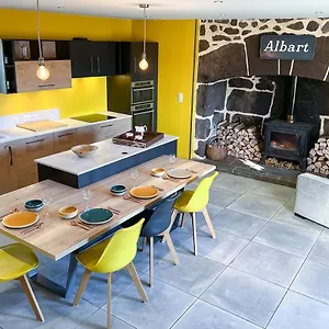 tout-l-haut.hotels-rhonealpes.com/